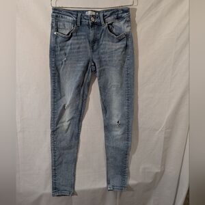 Zara Women's Distressed Skinny Jeans, Size 6, Stretch, Mid-Rise, Light Wash